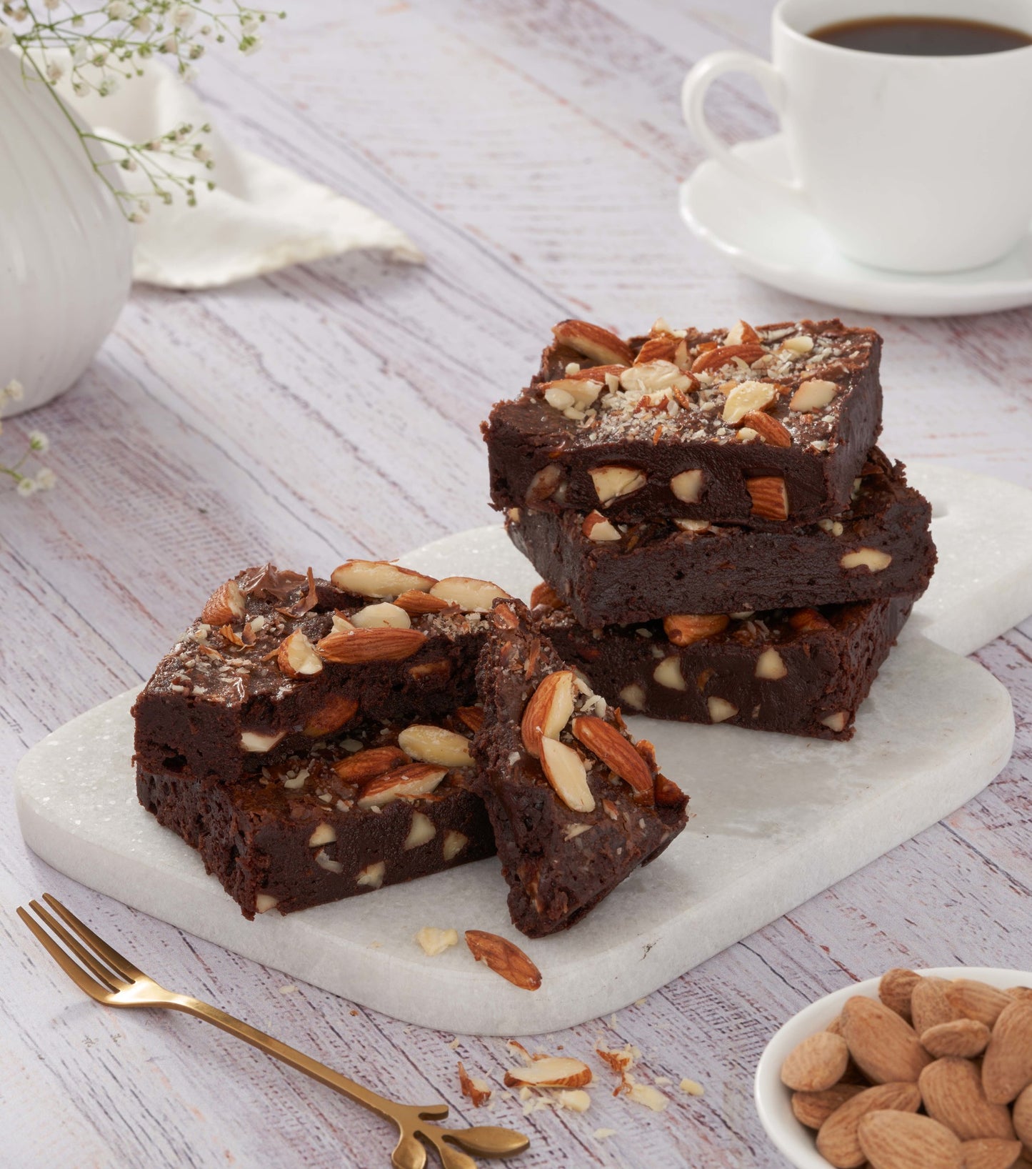 Eggless Roasted Almonds Brownie