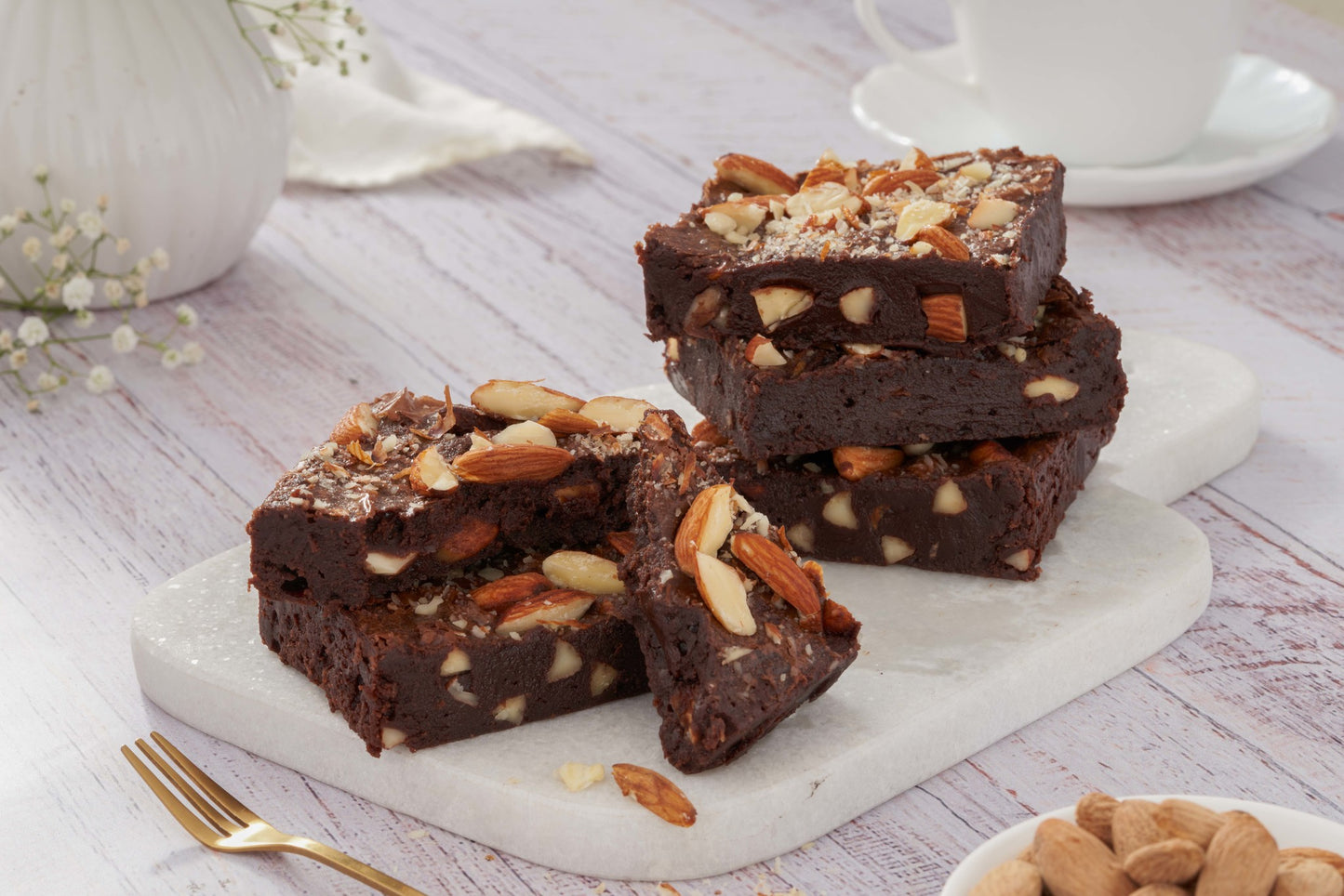 Eggless Roasted Almonds Brownie